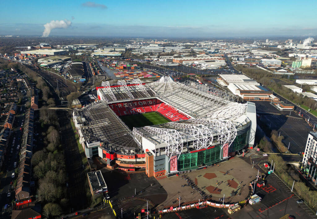 MU sẽ không có tiền để xây sân Old Trafford mới