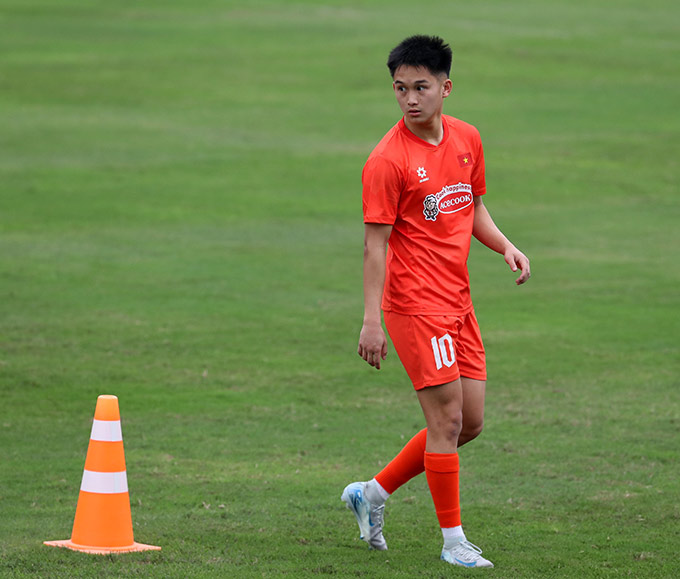 U22 Việt Nam hoà 1-1 U19 PVF - Ảnh: HT 