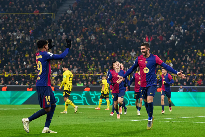 Barca đã đánh bại Dortmund ở vòng phân hạng