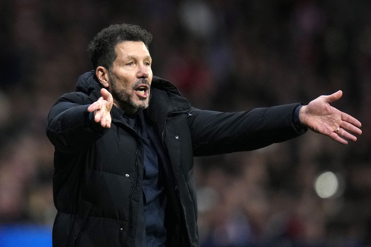 HLV Diego Simeone của Atletico phẫn nộ vì đạo lý Real luôn đúng