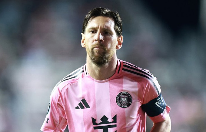 Messi tỏa sáng khi tái xuất