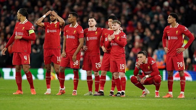 Các cầu thủ Liverpool vẫn chưa tiêu hóa được thất bại ở Champions League