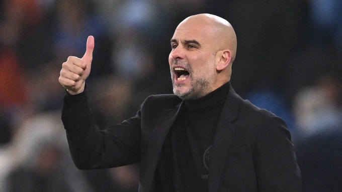 Pep Guardiola đối mặt khó khăn