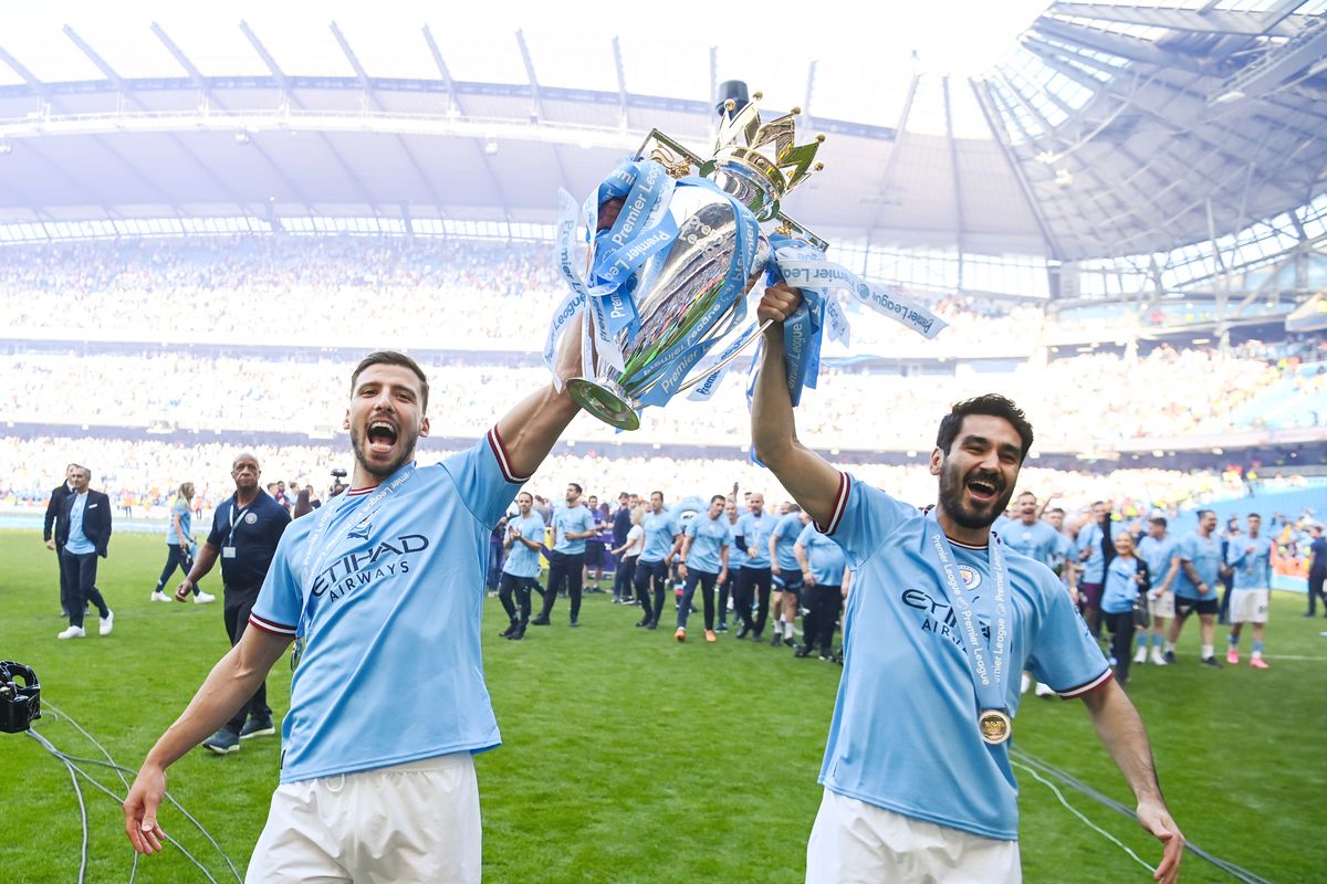 Dias đã gia nhập một Man City giành 4 chức vô địch Premier League liên tiếp