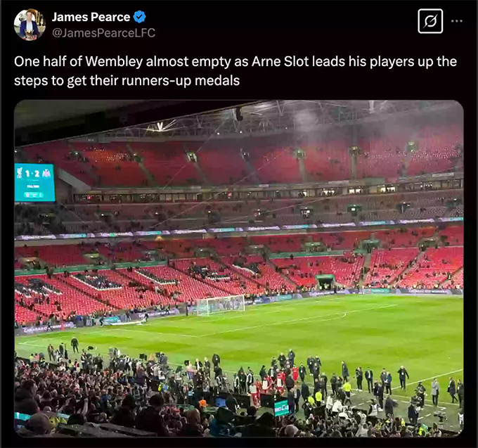 Fan Liverpool rời sân Wembley khi đội nhà chưa nhận huy chương Á quân