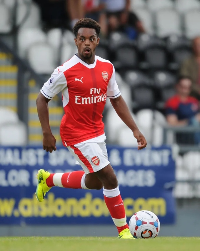 Tyrell Robinson từng nhiều năm ăn tập ở lò đào tạo trẻ của Arsenal.