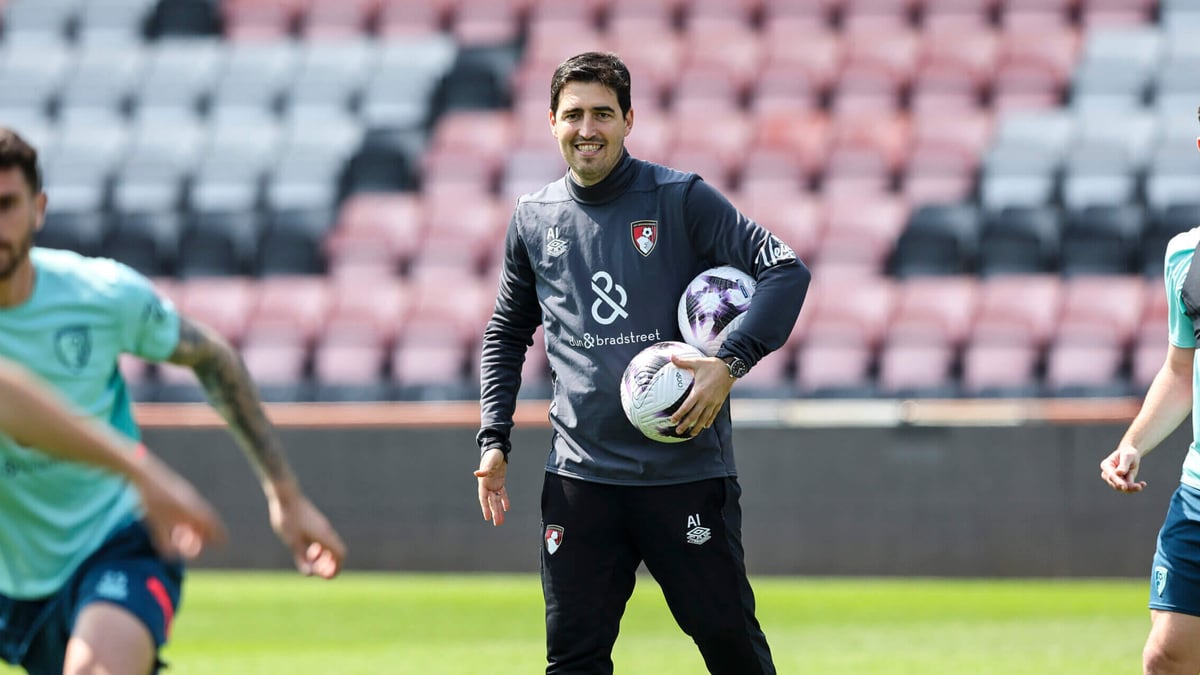 HLV Bournemouth, Andoni Iraola