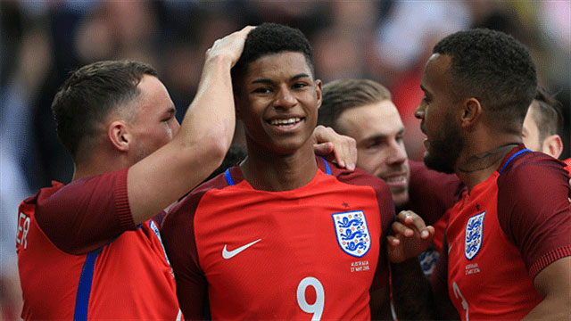 Rashford cũng từng ghi bàn ngay trong trận ra mắt ĐT Anh