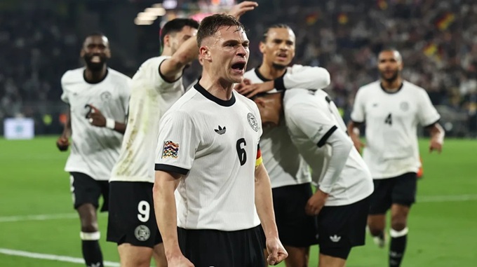 Kimmich đang là đầu tầu của ĐT Đức và Bayern