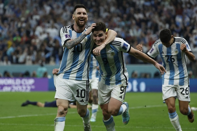 Lionel Messi (số 10) đã có những "truyền nhân" ở ĐT Argentina