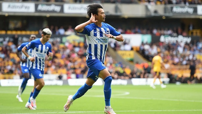 Tiền vệ Mitoma đang làm mưa làm gió tại giải Ngoại hạng Anh trong màu áo CLB Brighton