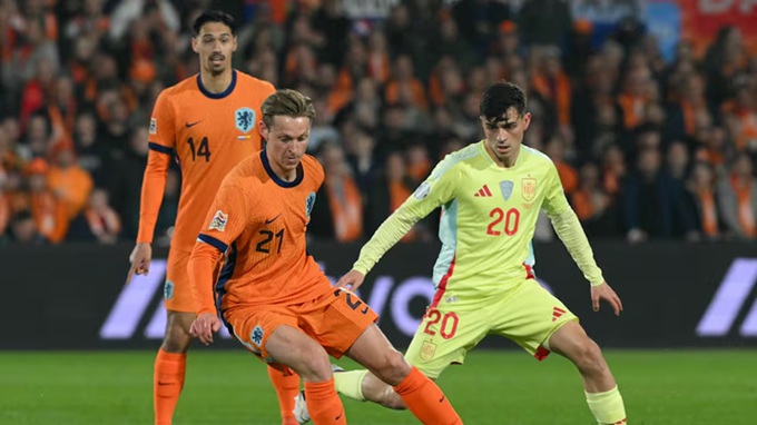 De Jong và Pedri vừa vắt kiệt sức tại UEFA Nations League