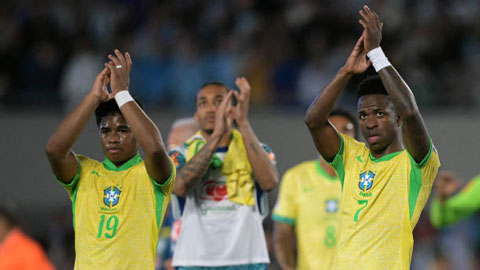 Kenedy Hành Trình Của Một Ngôi Sao Brazil - Từ Tài Năng Trẻ Đến Sân Khấu Thế Giới
