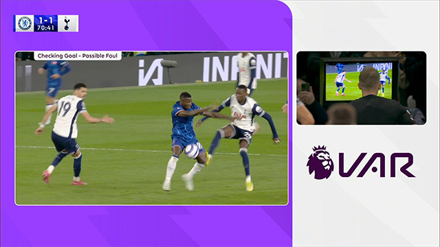 Sarr đã phạm lỗi với Caicedo trước khi chọc thủng lưới Chelsea