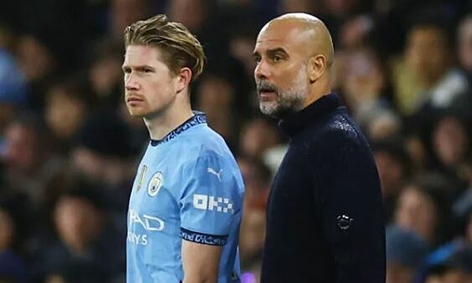 De Bruyne tri ân De Bruyne