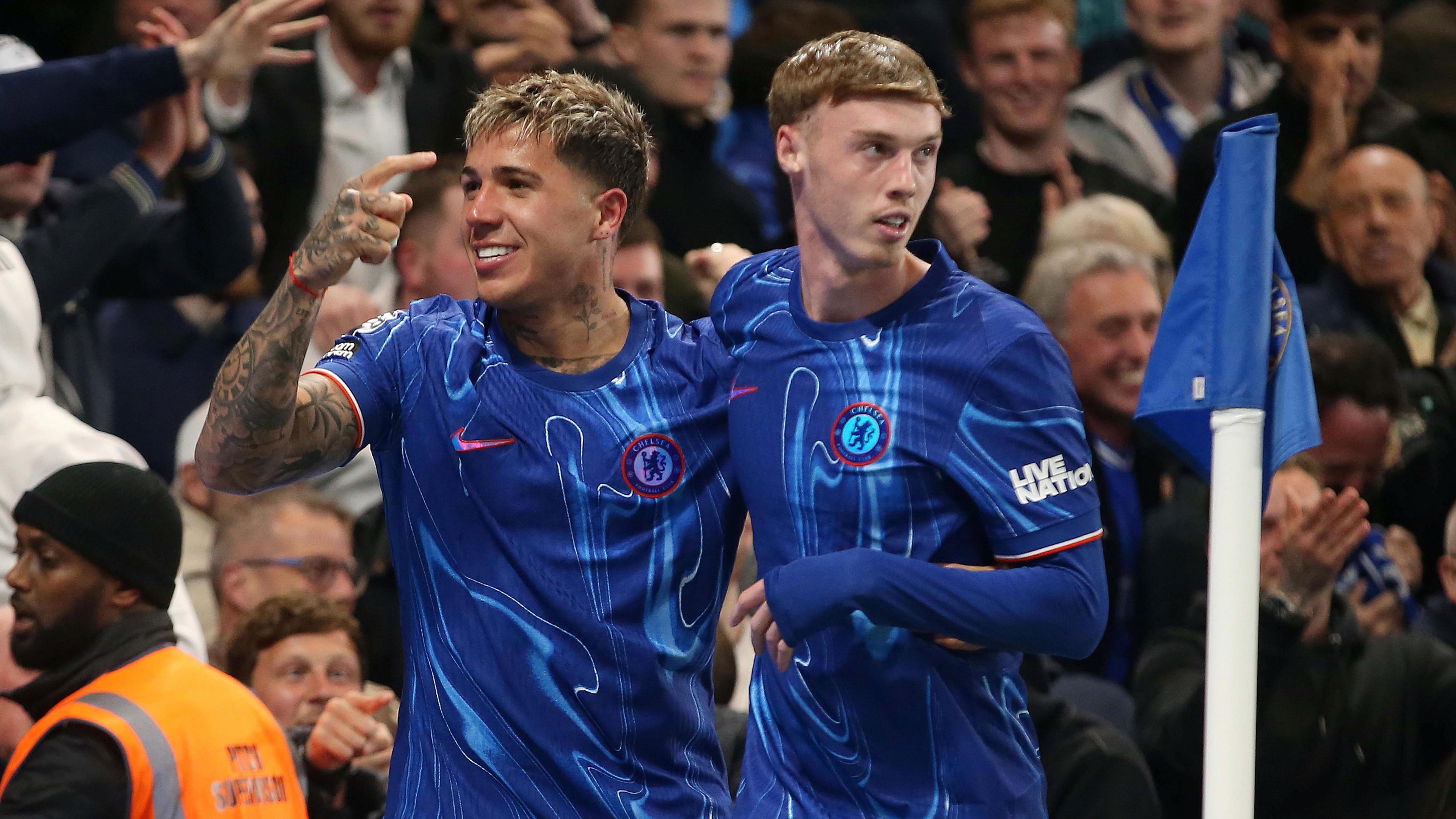 Chelsea sẽ bước vào 9 vòng cuối với gần như toàn bộ sức mạnh đã đưa họ lên vị trí thứ hai trước Giáng sinh