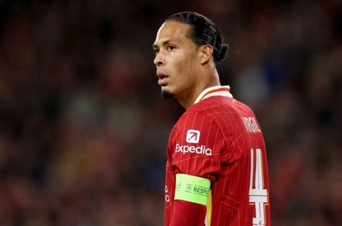 Van Dijk vẫn chưa được Liverpool gia hạn