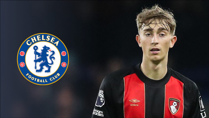 Chelsea đang dẫn đầu cuộc đua giành Huijsen