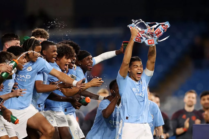 Man City đã nâng cao chức vô địch FA Youth Cup mùa giải trước và lọt vào trận chung kết năm nay