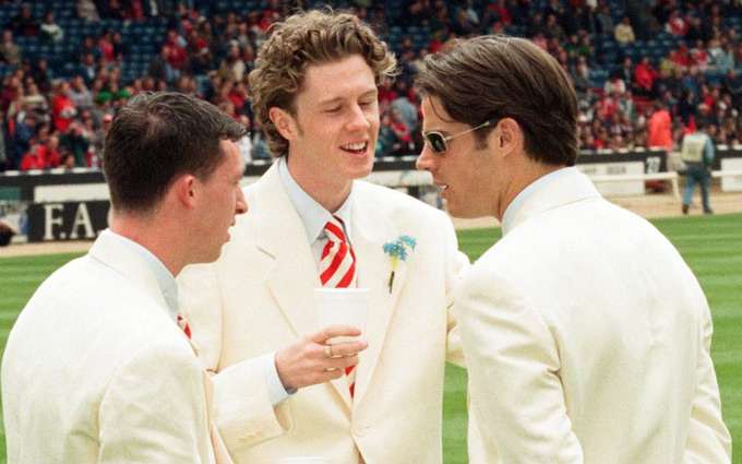 Robbie Fowler, Steve McManaman và Jamie Redknapp của Liverpool có mặt trên sân Wembley trước trận chung kết FA Cup năm 1996, nơi họ để thua MU