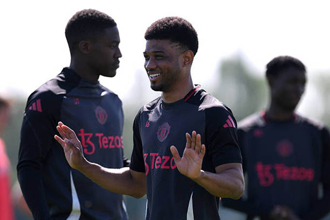 Diallo trở lại ở trận Bilbao vs MU