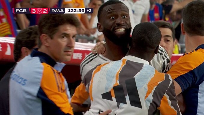 Trung vệ Antonio Rudiger của Real Madrid lĩnh án treo giò kỷ lục 6 trận.