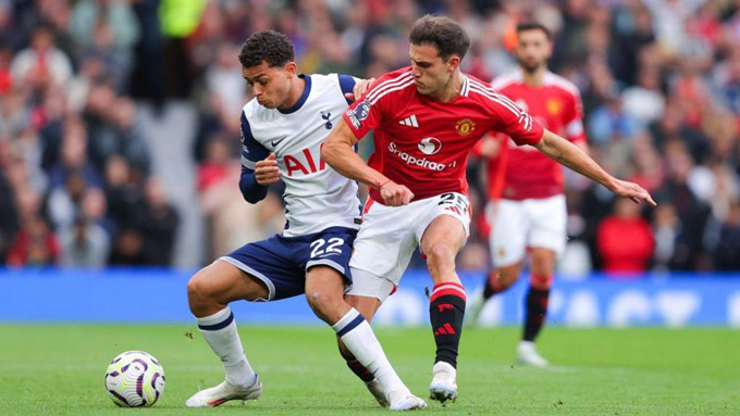 MU hoặc Tottenham có thể giành vé dự Champions League mùa tới thông qua việc vô địch Europa League mùa này