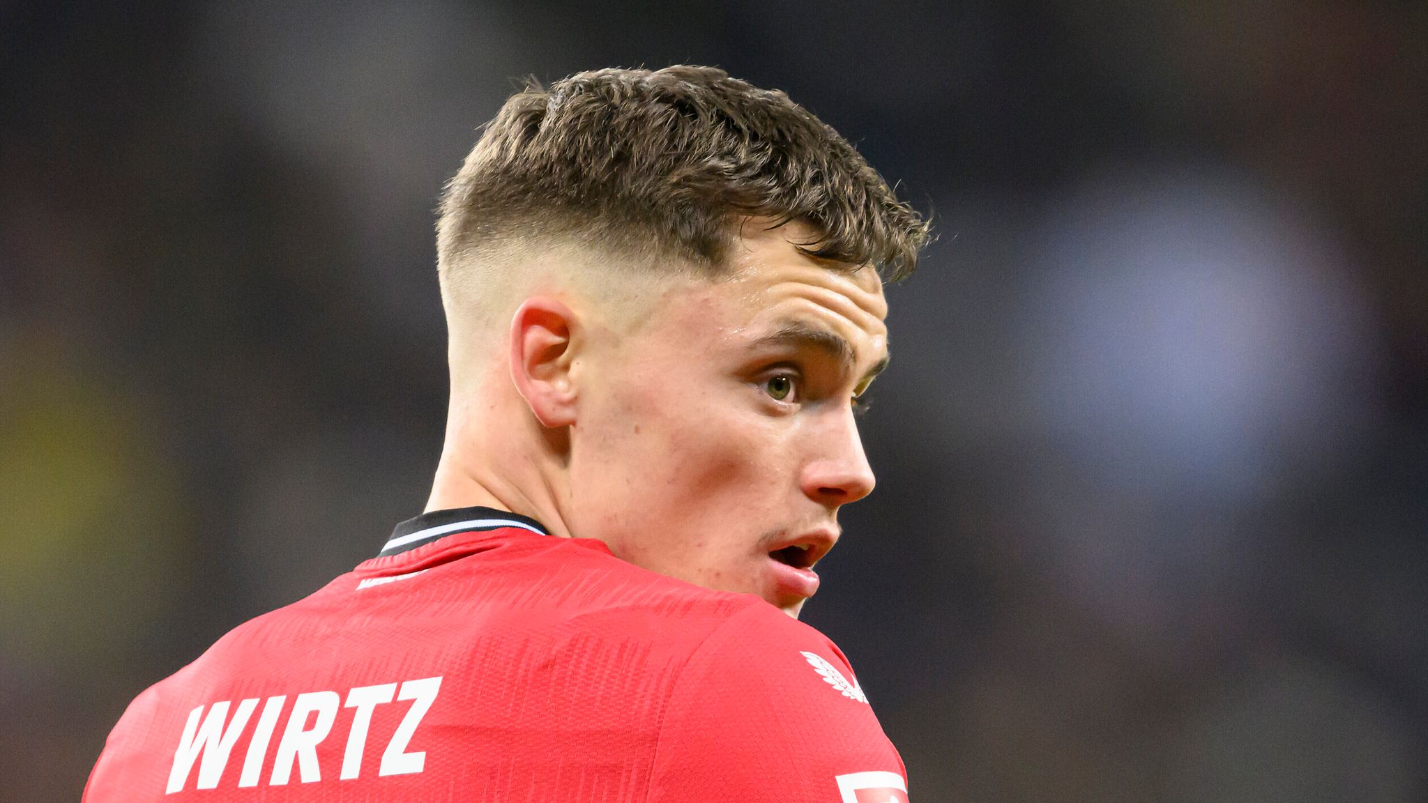 Tiền vệ tấn công Florian Wirtz của Bayer Leverkusen đang nằm trong tầm ngắm của Man City