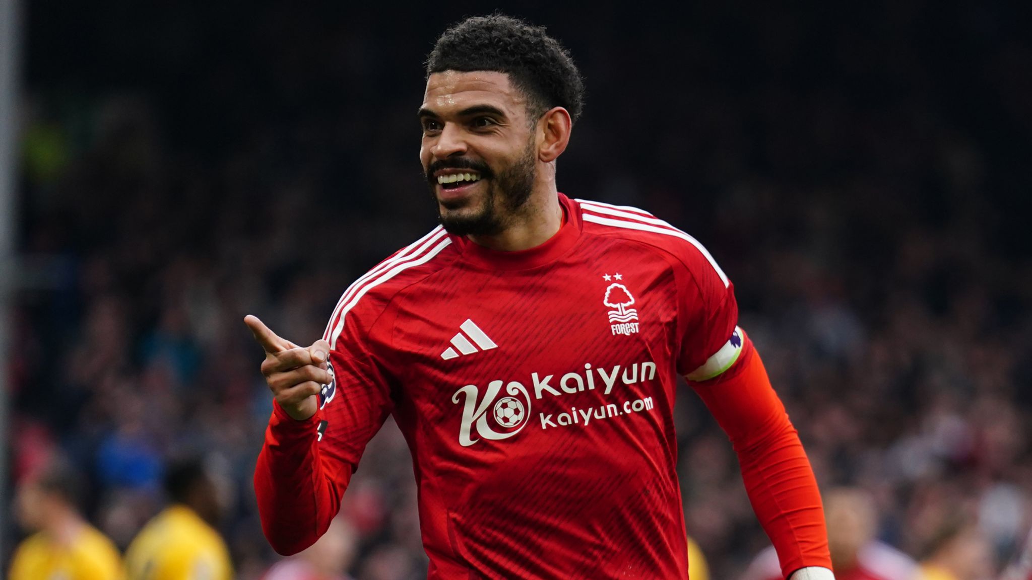 Man City hy vọng sẽ chiêu mộ được tiền vệ Morgan Gibbs-White của Nottingham Forest 