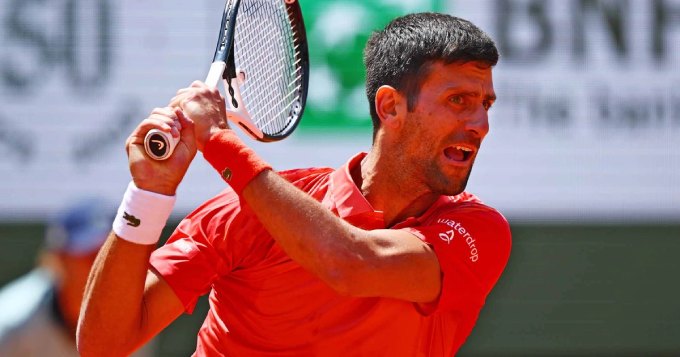 Novak Djokovic đang trải qua giai đoạn có phong độ cực tệ