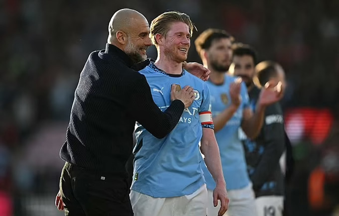 HLV Guardiola khen ngợi De Bruyne