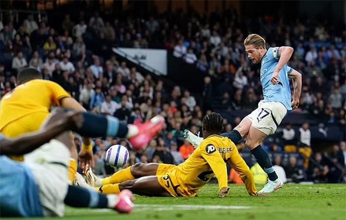 De Bruyne ghi bàn duy nhất của trận đấu