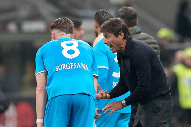 HLV Conte đánh giá rất cao McTominay