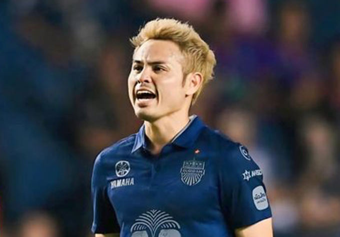 Theerathon Bunmathan muốn Buriram đánh bại CLB Công An Hà Nội ở chung kết giải các CLB Đông Nam Á.