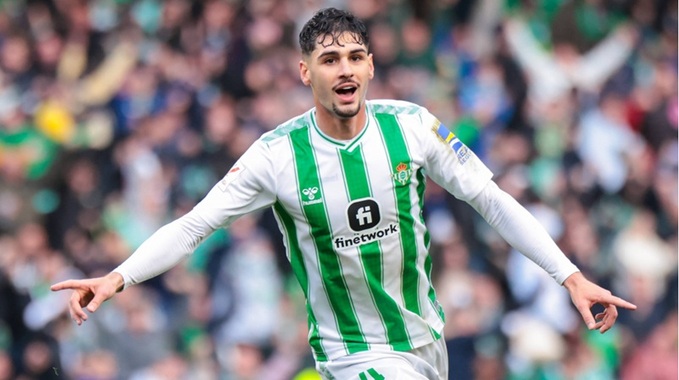 Johny Cardoso sẽ đầu quân cho Tottenham mùa Hè này với phí chuyển nhượng 21 triệu bảng?