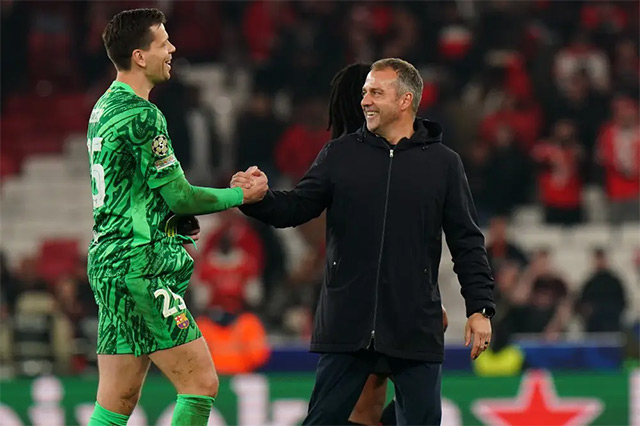 Szczesny đã làm tốt nhiệm vụ