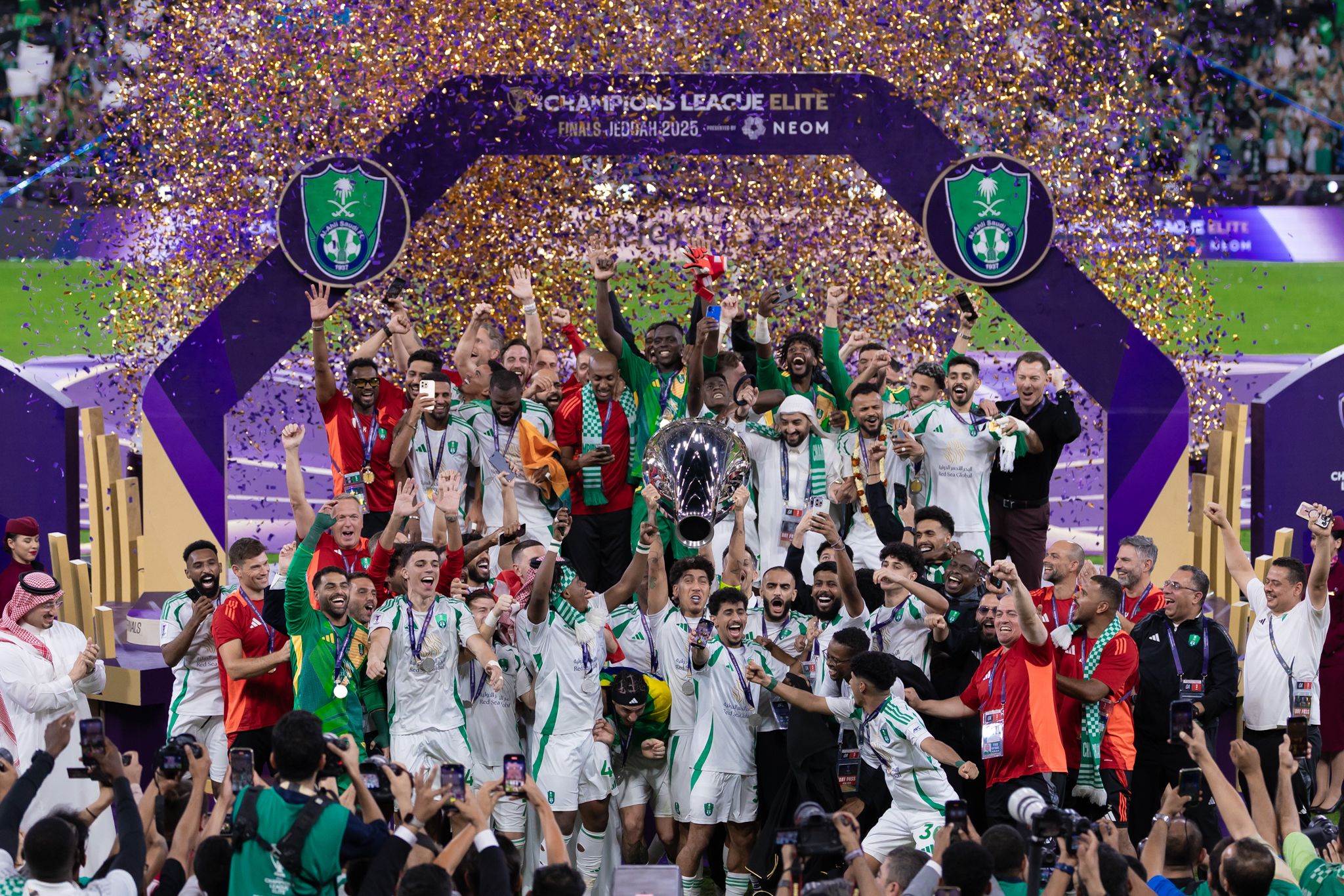 Al-Ahli Saudi FC lần đầu tiên bước lên ngôi vô địch giải đấu cấp CLB hàng đầu châu lục
