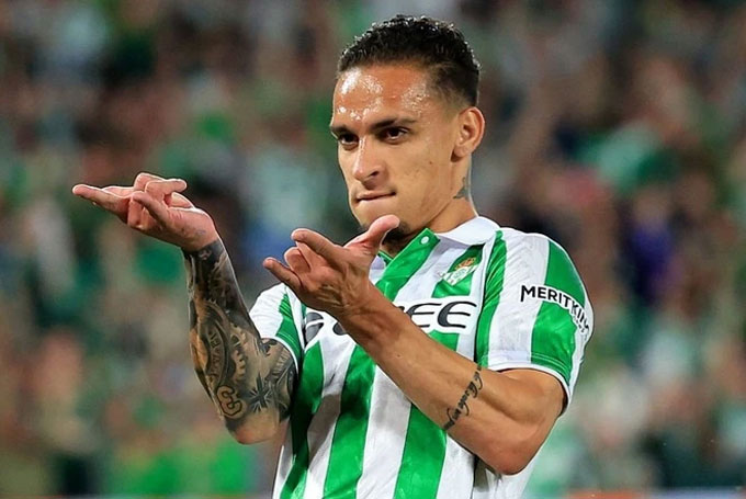 Antony thi đấu thăng hoa trong màu áo Betis