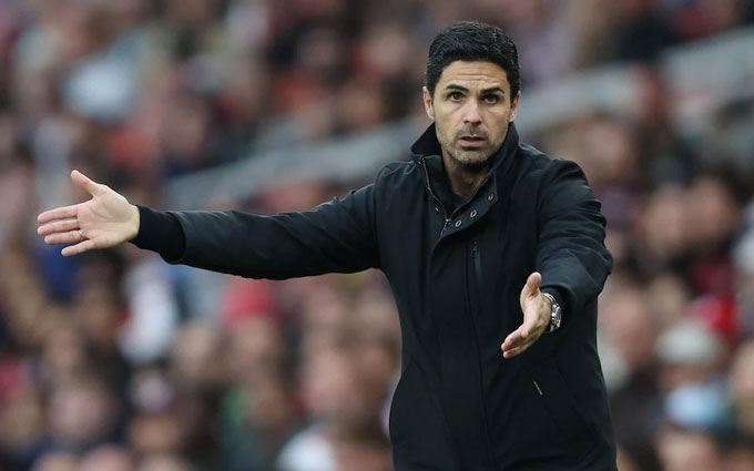 HLV Arteta đối mặt với nhiều khó khăn trước trận lượt về với PSG