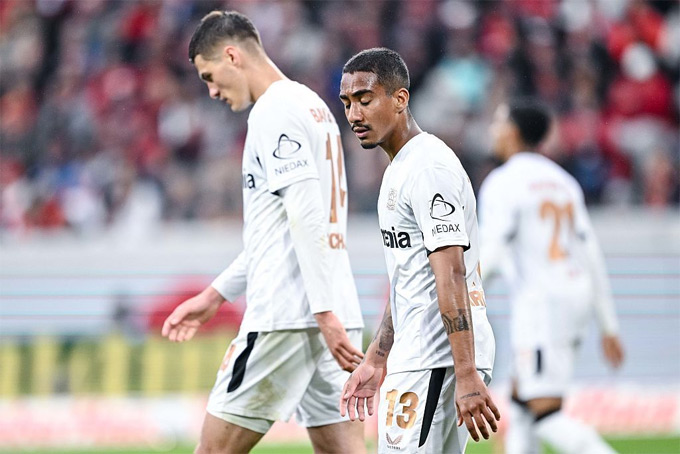 Leverkusen chính thức trở thành cựu vương Bundesliga