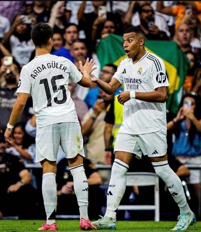Mbappe ngỡ ngàng trước bàn thắng của Guler vào lưới Ceta Vigo