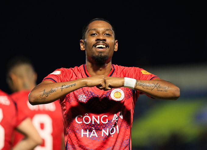 Jason Quang Vinh ghi bàn đầu tiên ở V.League sau gần 1 năm chơi cho CLB Công an Hà Nội 
