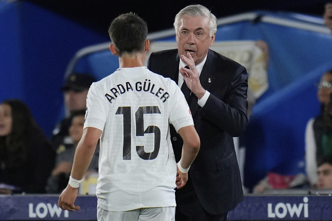 HLV Ancelotti đã mắc sai lầm khi không tin dùng Arda Guler.