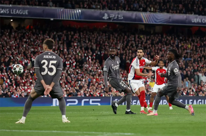 Thất bại toàn tập trước Arsenal là điểm mấu chốt