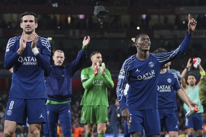 PSG chơi tấn công rất nhịp nhàng và trôi chảy ở trận bán kết lượt đi