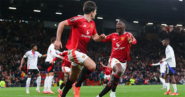 MU từng suýt để Lyon lội ngược dòng ở Old Trafford
