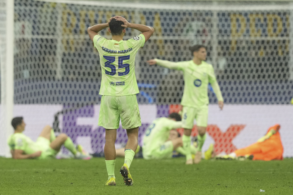 Barca phòng ngự quá ngây thơ trước Inter