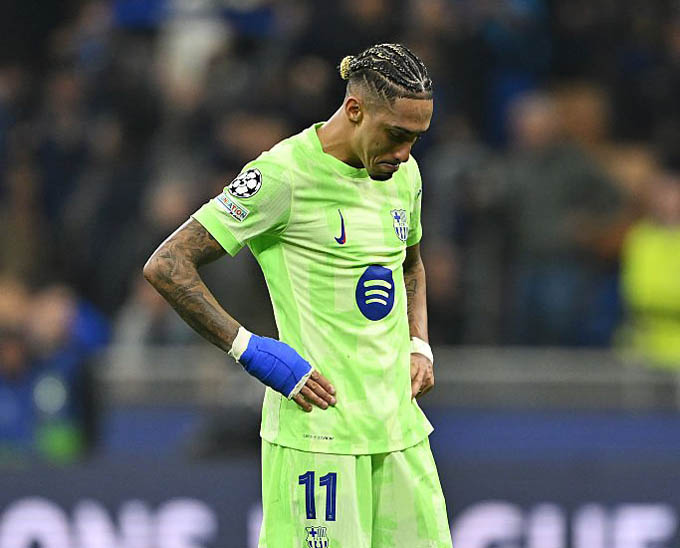 Raphinha thi đấu hay nhưng không thể giúp Barca vào chung kết Champions League