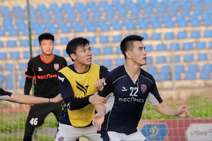 Một buổi tập của Bình Dương. Ảnh: T.H