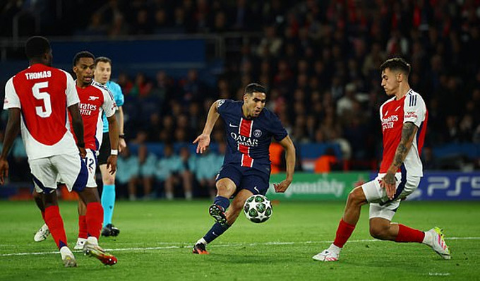 Hakimi nhân đôi cách biệt cho PSG